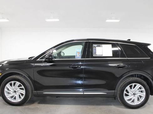 Used 2024 Lincoln Corsair FWD image 6