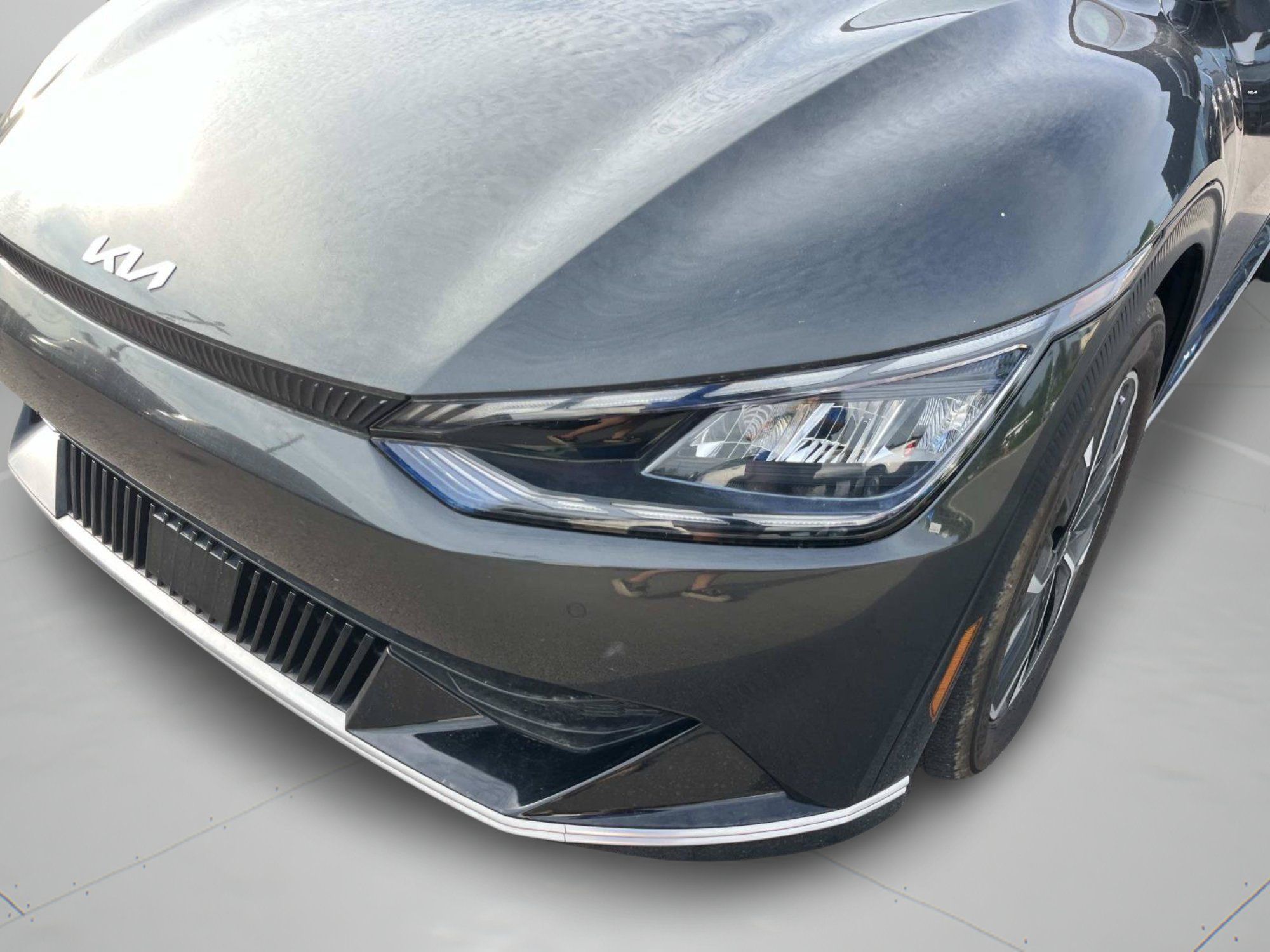 Used 2024 Kia EV6 Wind RWD image 47