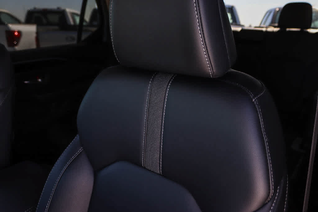 Used 2024 Honda Pilot Touring image 28