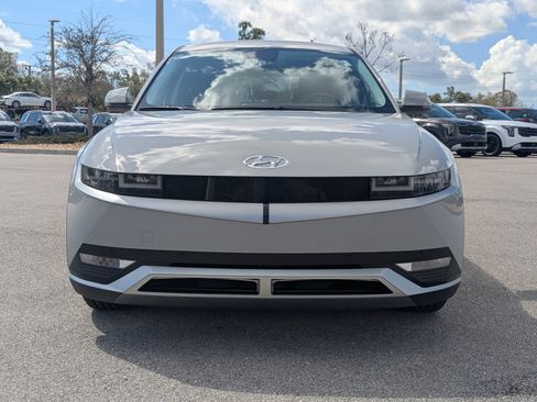 Used 2024 Hyundai Ioniq 5 SEL image 2