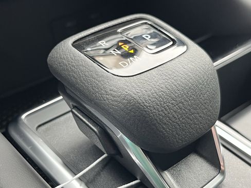 New 2025 Nissan Pathfinder SV w/ SV Premium Package image 28