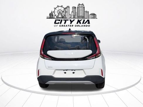 Certified 2024 Kia Soul S FWD image 5