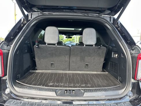 Used 2022 Ford Explorer ST w/ Equipment Group 401A image 15