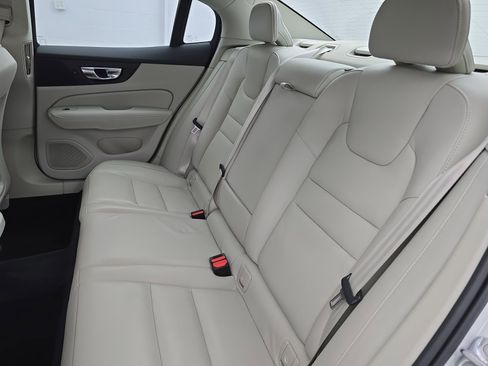 Used 2023 Volvo S60 B5 Plus w/ Climate Package image 13