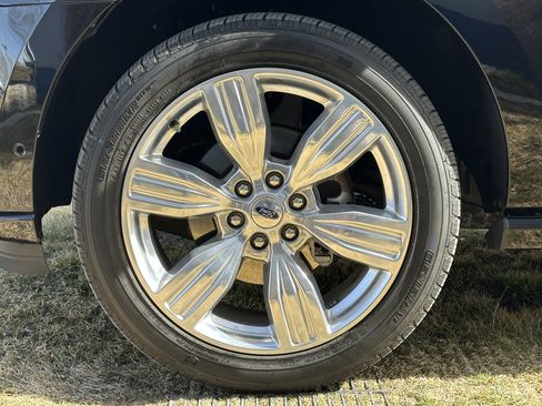 Used 2024 Ford Expedition Max Platinum image 15
