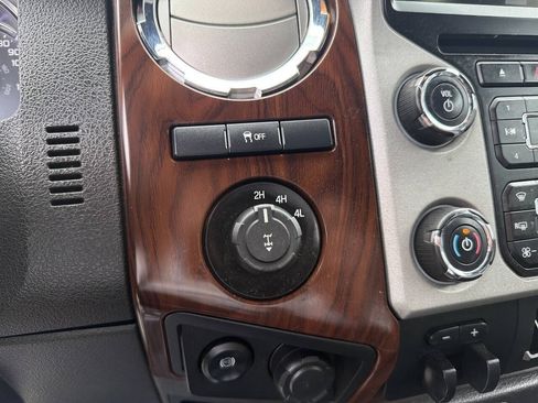 Used 2015 Ford F350 Lariat w/ Camper Package AWD/4WD image 27