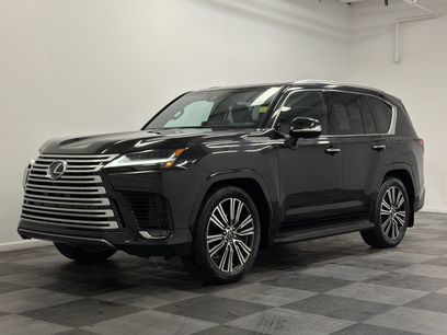 Used 2025 Lexus LX 600 4WD w/ Accessory Package (2T)