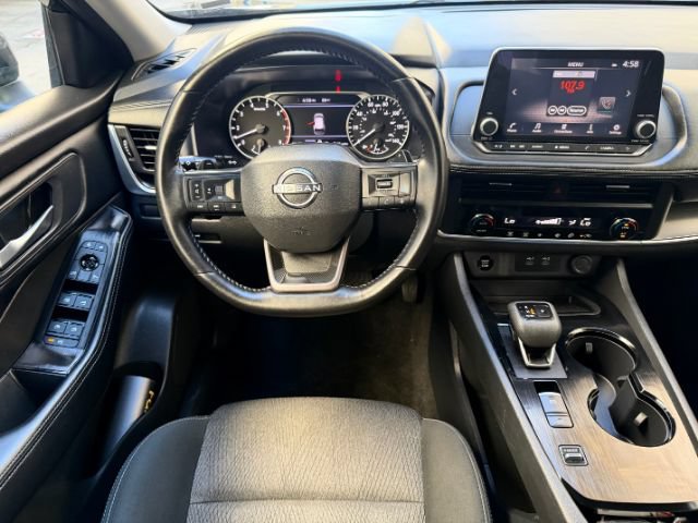 Used 2025 Nissan Rogue SV FWD image 13