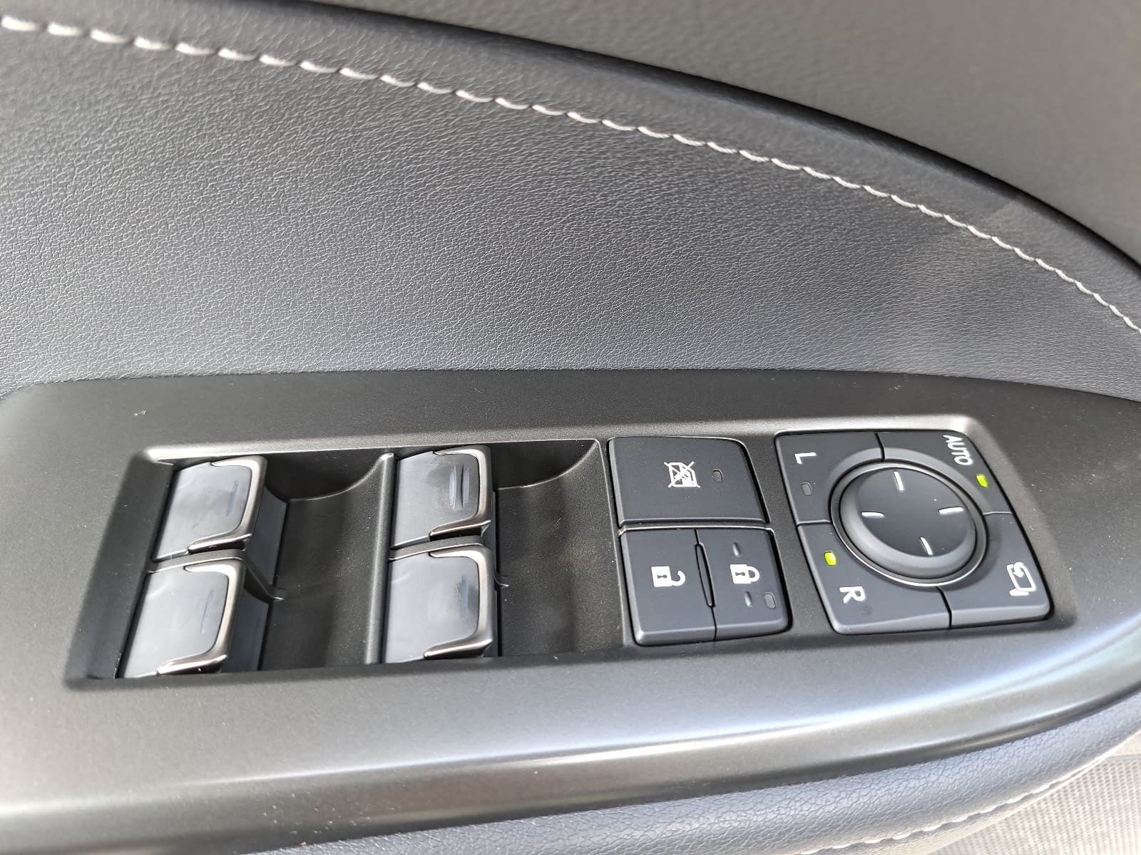 Used 2026 Lexus NX 350 AWD w/ Cold Area Package image 31