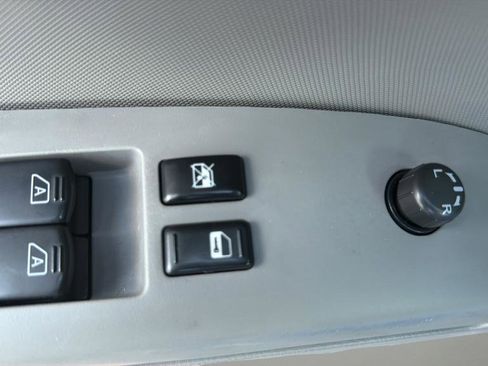 Used 2004 Nissan 350Z Touring image 19