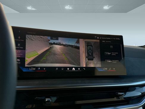 New 2026 BMW X5 xDrive40i w/ M Sport Package image 26