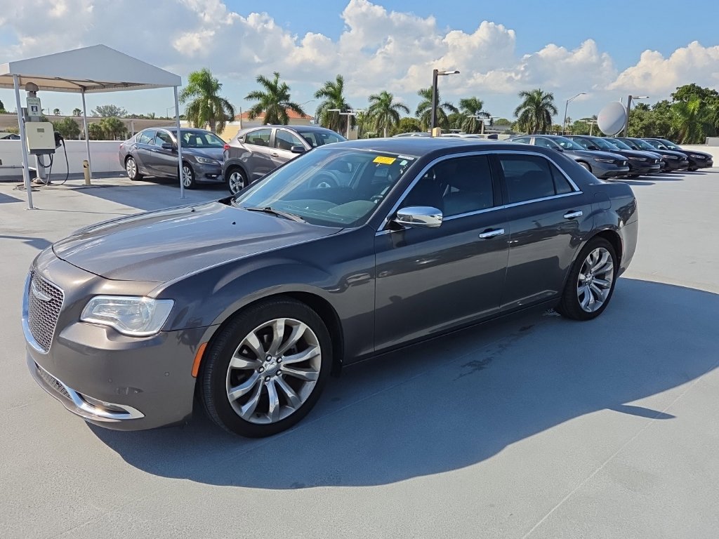 Used 2017 Chrysler 300 C w/ Safetytec Plus Group RWD image 3