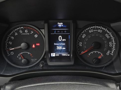 Used 2021 Toyota Tacoma SR image 25