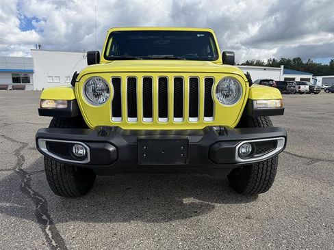 Used 2023 Jeep Wrangler Unlimited Sahara w/ Cold Weather Group AWD/4WD image 2
