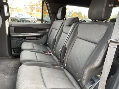 Used 2019 Ford Expedition XLT image 20