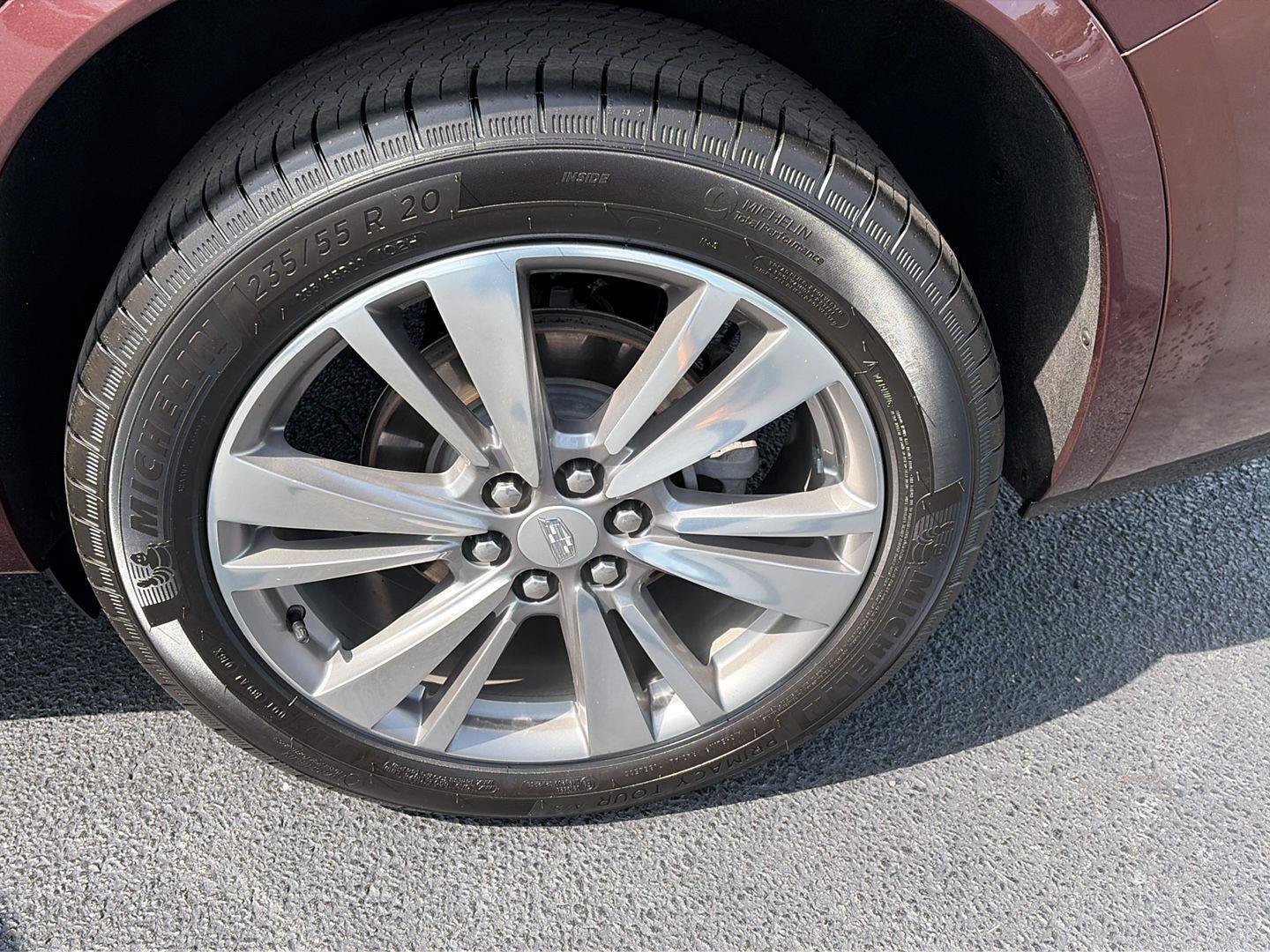 Used 2022 Cadillac XT6 Premium Luxury w/ LPO, Floor Liner Package AWD/4WD image 42