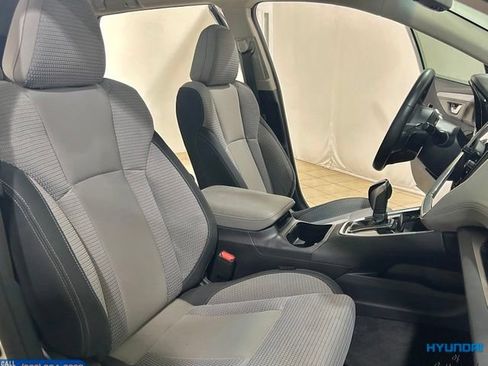 Used 2020 Subaru Outback Premium w/ Popular Package #1 AWD/4WD image 18