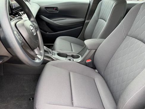 Used 2026 Toyota Corolla LE image 11
