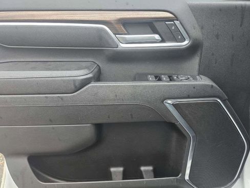 Used 2024 Chevrolet Silverado 3500 LT image 14