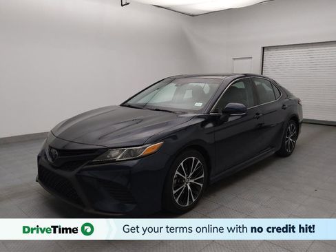 Used 2020 Toyota Camry SE w/ Convenience Package image 1