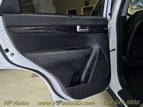 Used 2014 Kia Sorento LX FWD image 13