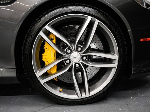 Used 2014 Aston Martin DB9 Coupe RWD image 47