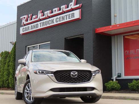 Used 2024 MAZDA CX-5 AWD 2.5 S w/ Select Package image 1