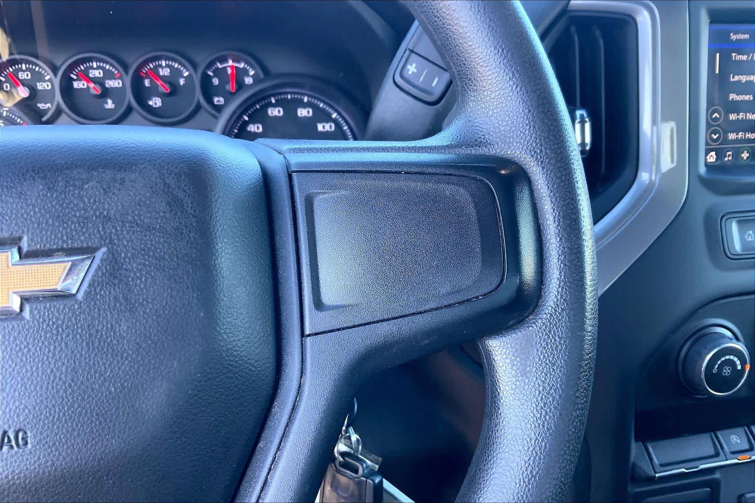 Used 2022 Chevrolet Silverado 1500 Custom AWD/4WD image 25