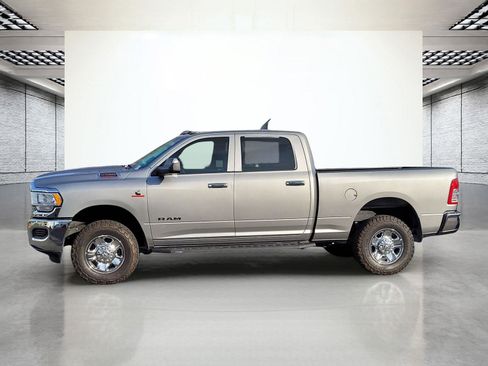 Used 2022 RAM 2500 Tradesman w/ Chrome Appearance Group image 10