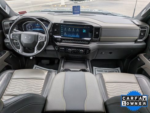 Used 2024 Chevrolet Silverado 2500 ZR2 w/ Technology Package AWD/4WD image 17