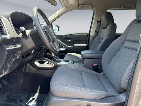 Used 2023 Nissan Frontier SV w/ SV Convenience Package RWD image 20
