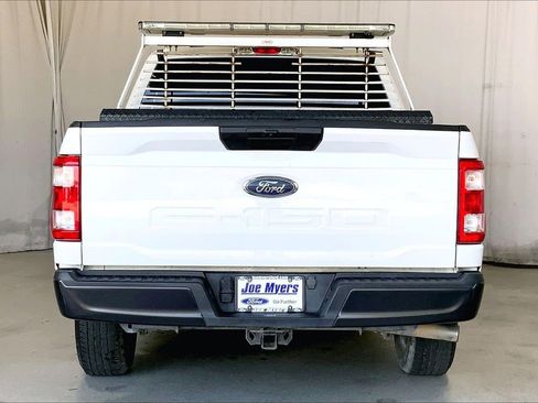 Used 2022 Ford F150 XL w/ Trailer Tow Package RWD image 3