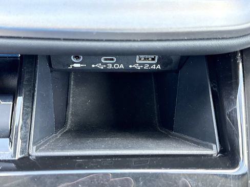 Used 2025 Subaru Outback Premium AWD/4WD image 26