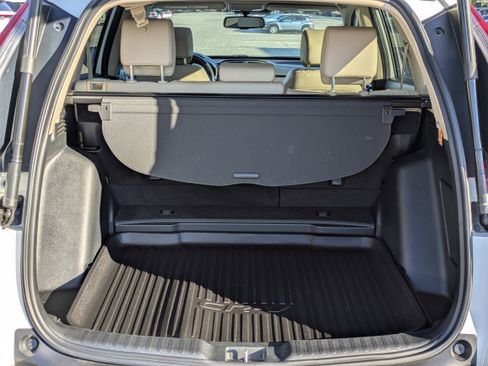 Used 2017 Honda CR-V Touring image 10