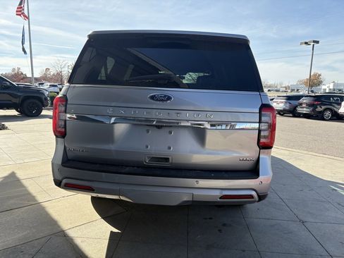 Used 2024 Ford Expedition Max Limited image 8