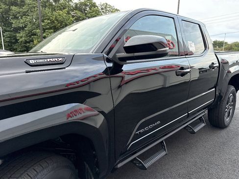 New 2025 Toyota Tacoma TRD Sport AWD/4WD image 4