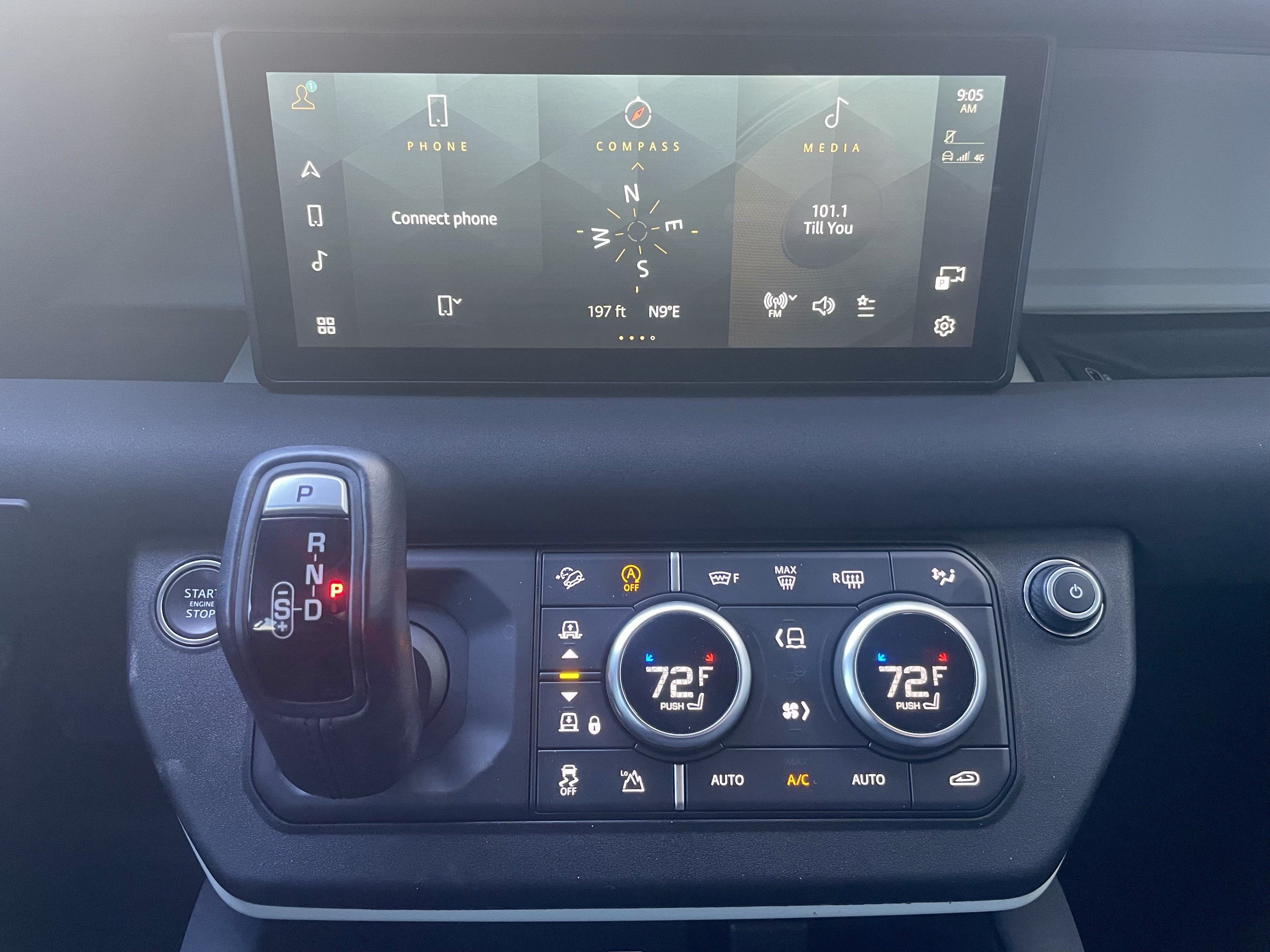 Used 2023 Land Rover Defender 110 S AWD/4WD image 19