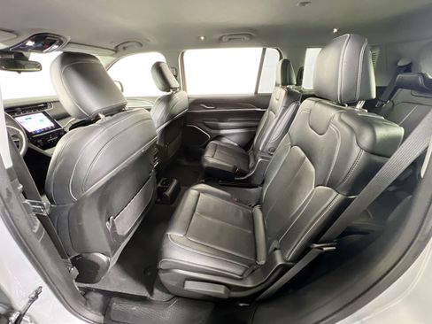 Used 2021 Jeep Grand Cherokee L Limited image 23