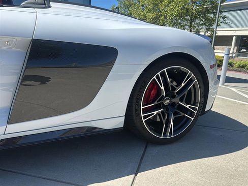 Used 2023 Audi R8 V10 performance image 13