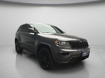 Used 2018 Jeep Grand Cherokee Altitude