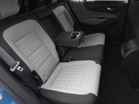 Used 2024 Chevrolet Equinox LS w/ LS Convenience Package image 30