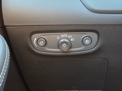 Certified 2023 Buick Encore GX Preferred w/ Cold Weather Comfort Package AWD/4WD image 34