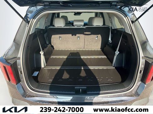 New 2026 Kia Sorento S w/ S Panoramic Sunroof Package FWD image 11