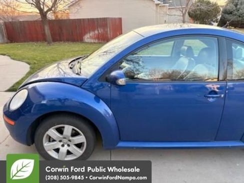 Used 2007 Volkswagen Beetle Coupe image 6