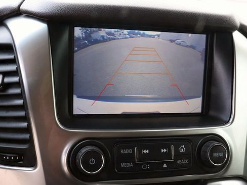 Used 2016 Chevrolet Suburban LT image 29