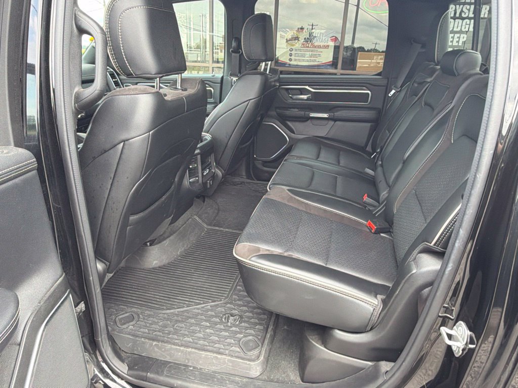 Used 2024 RAM 1500 Laramie AWD/4WD image 25