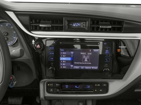 Certified 2018 Toyota Corolla LE image 10