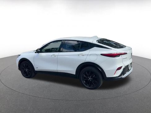 Used 2025 Buick Envista Sport Touring image 10