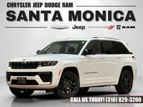 New 2026 Jeep Grand Cherokee Limited image 1