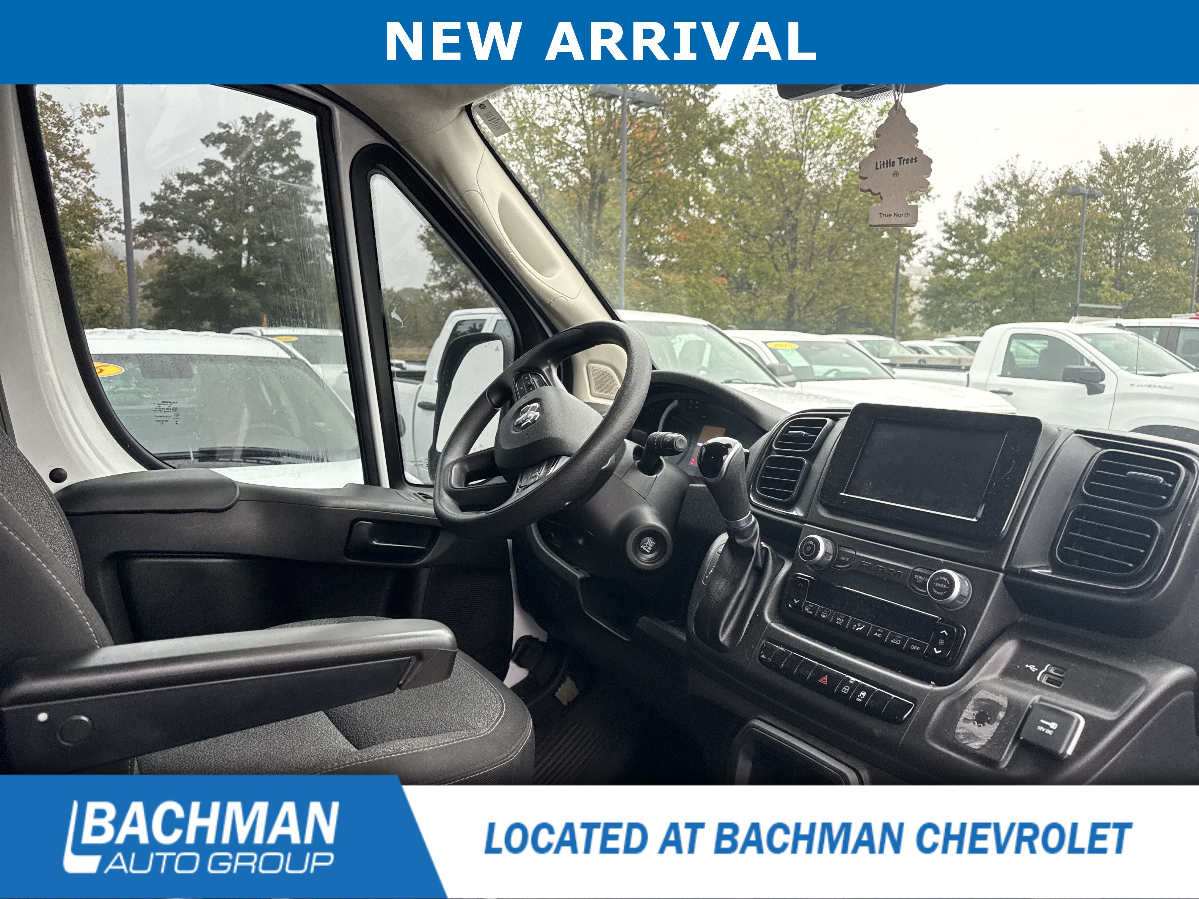 Used 2023 RAM ProMaster 1500 w/ Driver Convenience Group FWD image 12